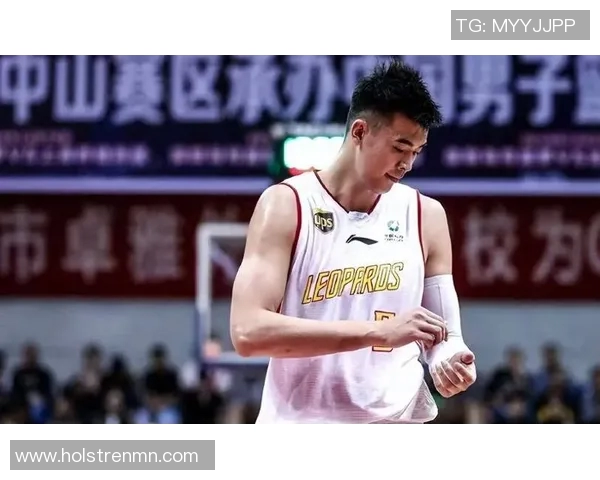 李慕豪：从篮球新星到职业生涯巅峰的奋斗与成长之路